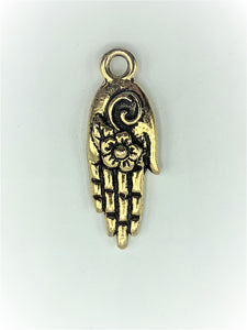 Helping Hand Amulet - Gold